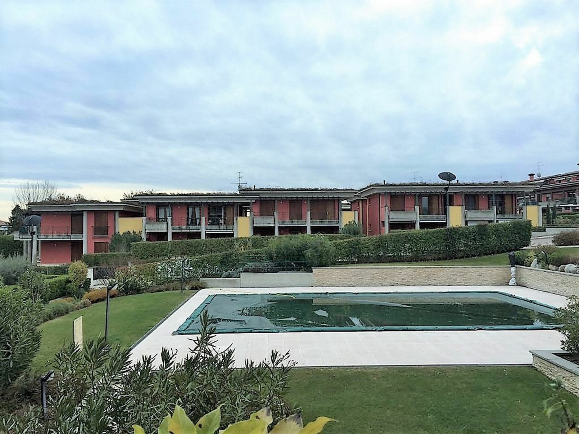 Desenzanoloft Official Partner Marriott Homes & Villas -Butterfly And 5 Pools Family Apartment Дезенцано-дель-Гарда Экстерьер фото